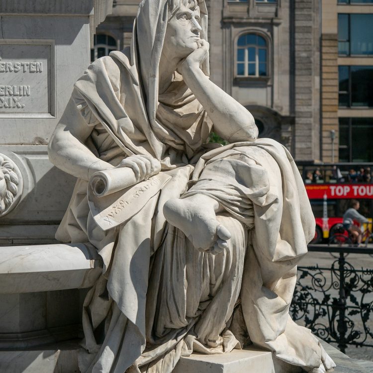 Schillerdenkmal von Reinhold Begas auf dem Gendarmenmarkt