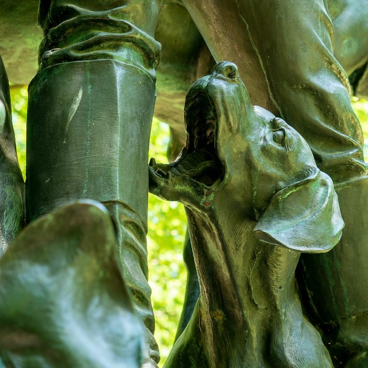 Skulpturen im Tiergarten, Fuchsjagd von Wilhelm Haverkamp (1904)
