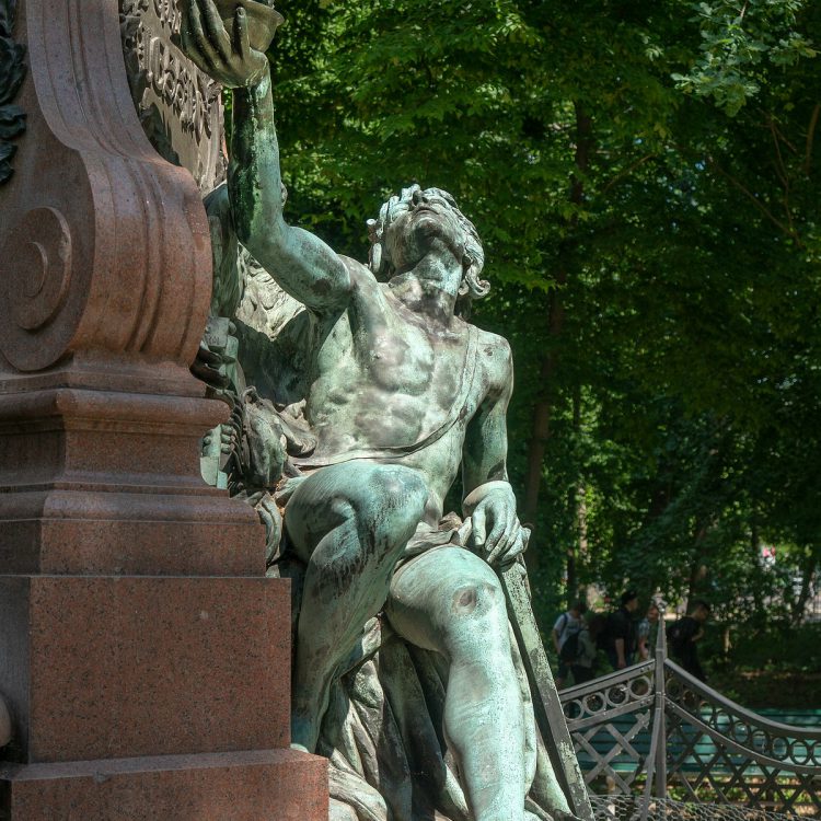 Lessing-Denkmal im Tiergarten.