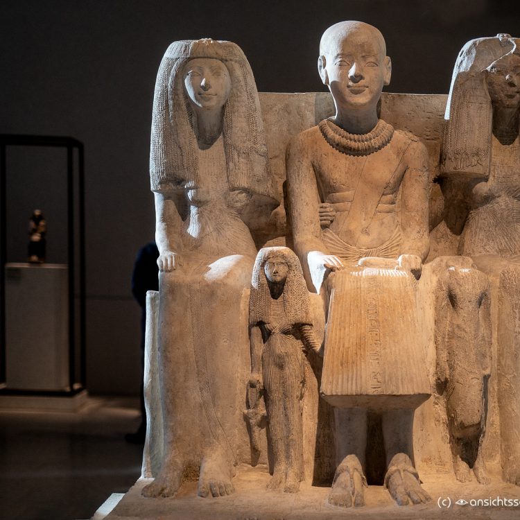 Neues Museum Familie d. Ptah-mai. Oberster Reinigungspriester des Gottes Ptah (ca. 1250 v. Chr.)